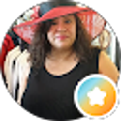 Profile photo of Carmen Castillo