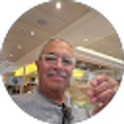 Profile photo of Mauricio