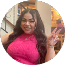 Profile photo of Gina Salazar