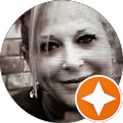 Profile photo of Monique Marx