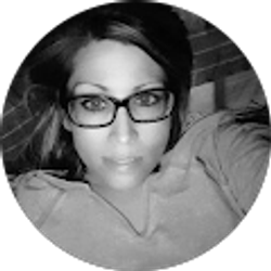 Profile photo of Julie Anez