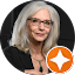 Profile photo of Eileen Sinett