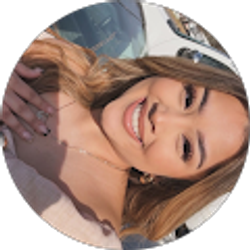 Profile photo of Michelle Miranda