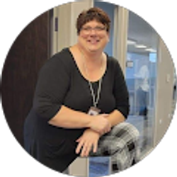 Profile photo of Laura Cameron