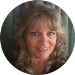 Profile photo of Vicki Mardon