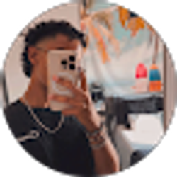 Profile photo of Rey R.