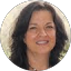 Profile photo of Lynn Mace