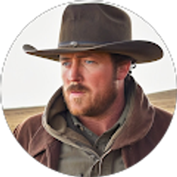 Profile photo of Calan Hoppe