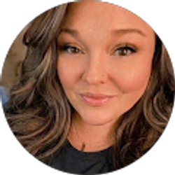 Profile photo of Amanda Booher