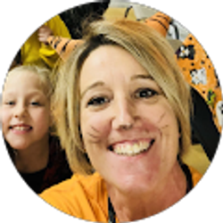 Profile photo of Kelly Fry