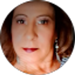 Profile photo of Rosa Arroyo