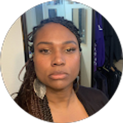 Profile photo of Robyn Pomatto