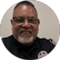 Profile photo of Oscar Martinez