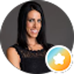 Profile photo of Amira Farah