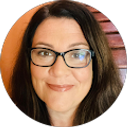 Profile photo of Melanie Bloxom