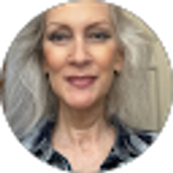 Profile photo of kelly murzic
