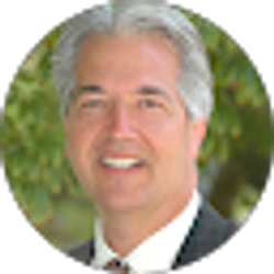 Profile photo of Mark McKinniss