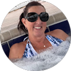 Profile photo of melanie roy