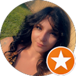 Profile photo of Ashley Robison