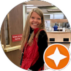 Profile photo of Nancy Hidde