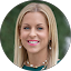 Profile photo of April McKenna