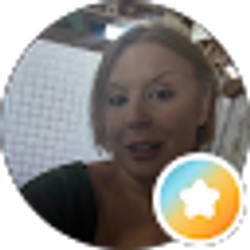 Profile photo of Sara Ro