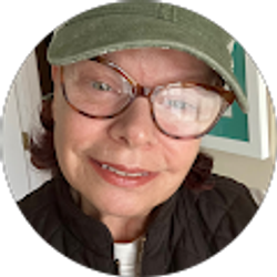 Profile photo of Dianne Poplawski