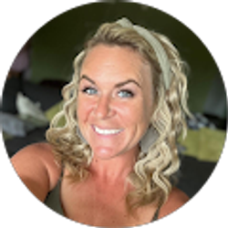 Profile photo of Lauren Neyra