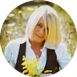 Profile photo of Tammy Rinard