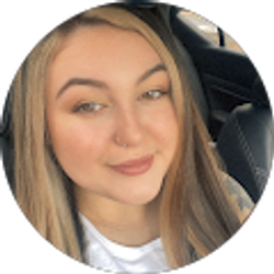 Profile photo of chloe byrne