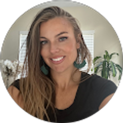 Profile photo of Shauna Smith