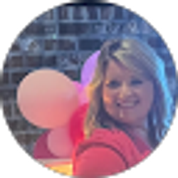 Profile photo of Rebekah Sauve