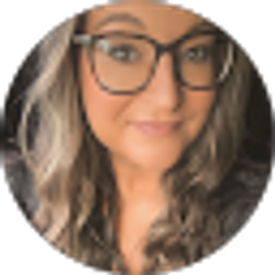 Profile photo of Stephanie Marks
