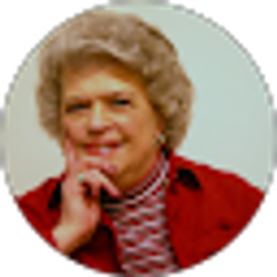Profile photo of Sandra Clasen