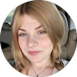 Profile photo of Paige Hedden