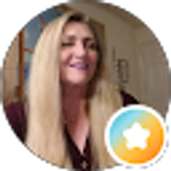 Profile photo of Linda Collins