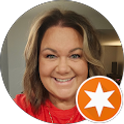 Profile photo of Leanne Zuzich