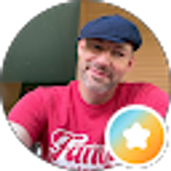 Profile photo of Damian Jennings