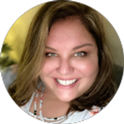 Profile photo of sarah Mayhue