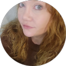 Profile photo of Justine Peters