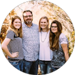 Profile photo of Ronni Buntain