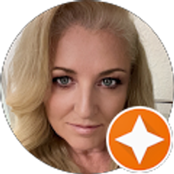 Profile photo of Susan Bee