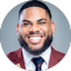 Profile photo of Darius Elliott