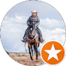 Profile photo of Kelli Heidt