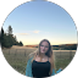 Profile photo of Lucy Leahey