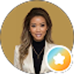 Profile photo of Christen Ng