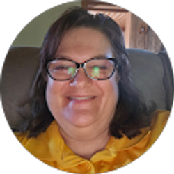 Profile photo of Michelle Cravens