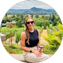 Profile photo of Stephanie Truax