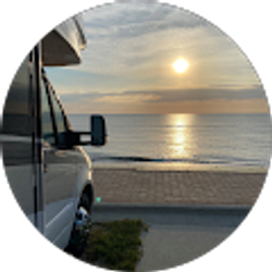 Profile photo of VICTOR CAMPOS