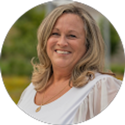 Profile photo of Denise Love